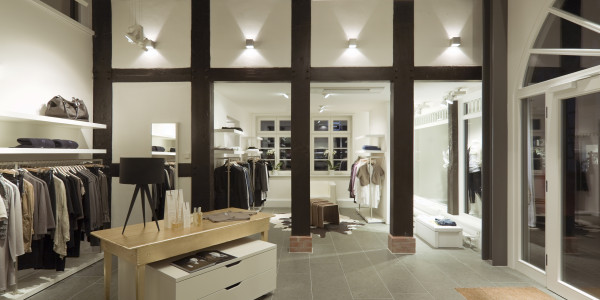 Gestión Integral de Proyectos  Cabrera d'Anoia · Diseño de interiores de espacios comerciales